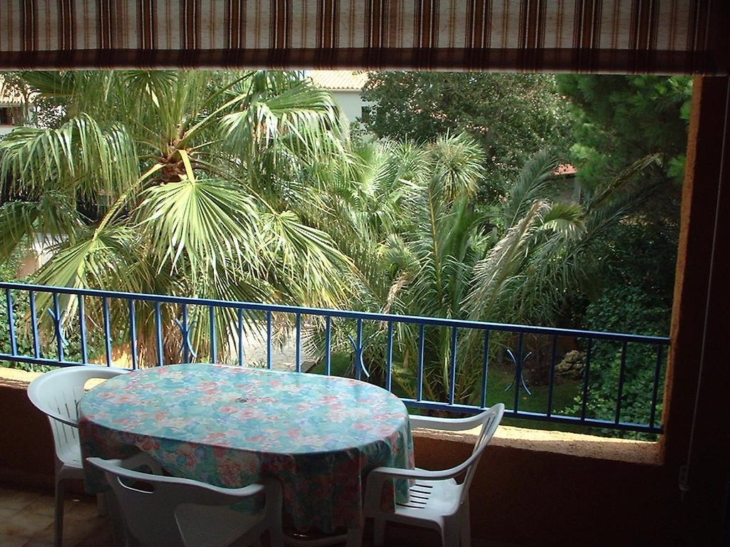 Residence La Catalane Сен-Киприен Екстериор снимка